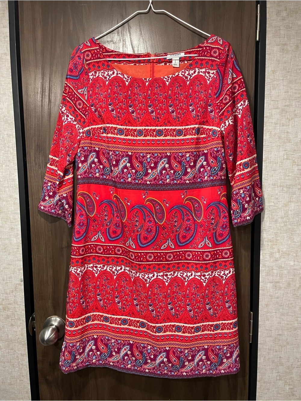 Old Navy Red Paisley Fully Lined Shift Dress